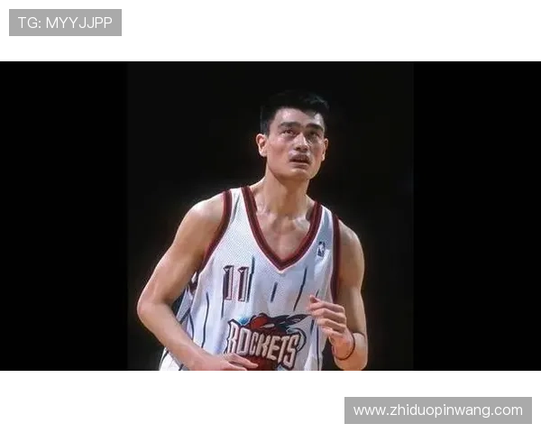 成龙赞扬姚明的伟大成就与体育精神传承的深远影响